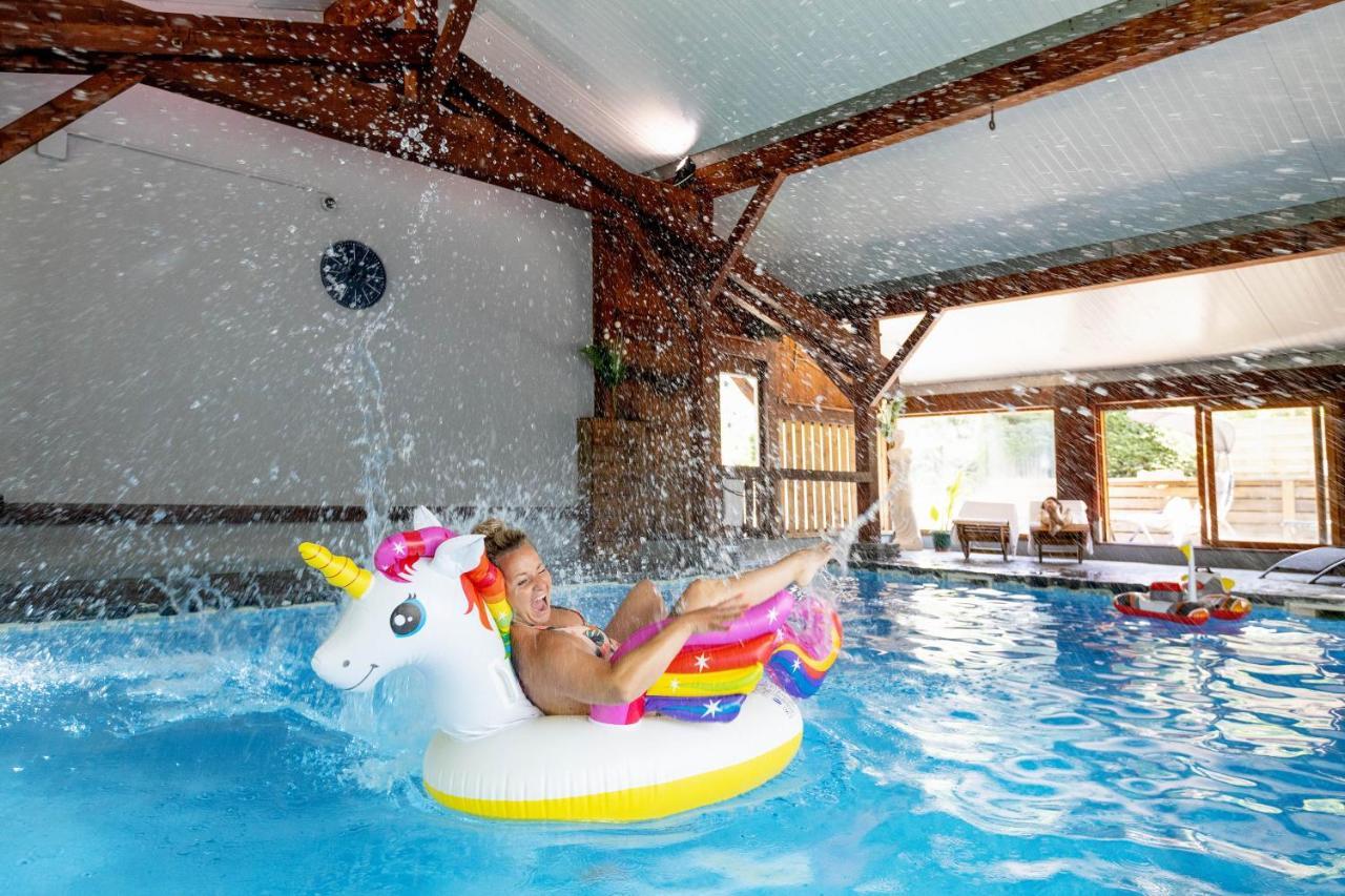 Fontaine Du Mont Blanc Hotel & Spa เลอุชส์ ภายนอก รูปภาพ