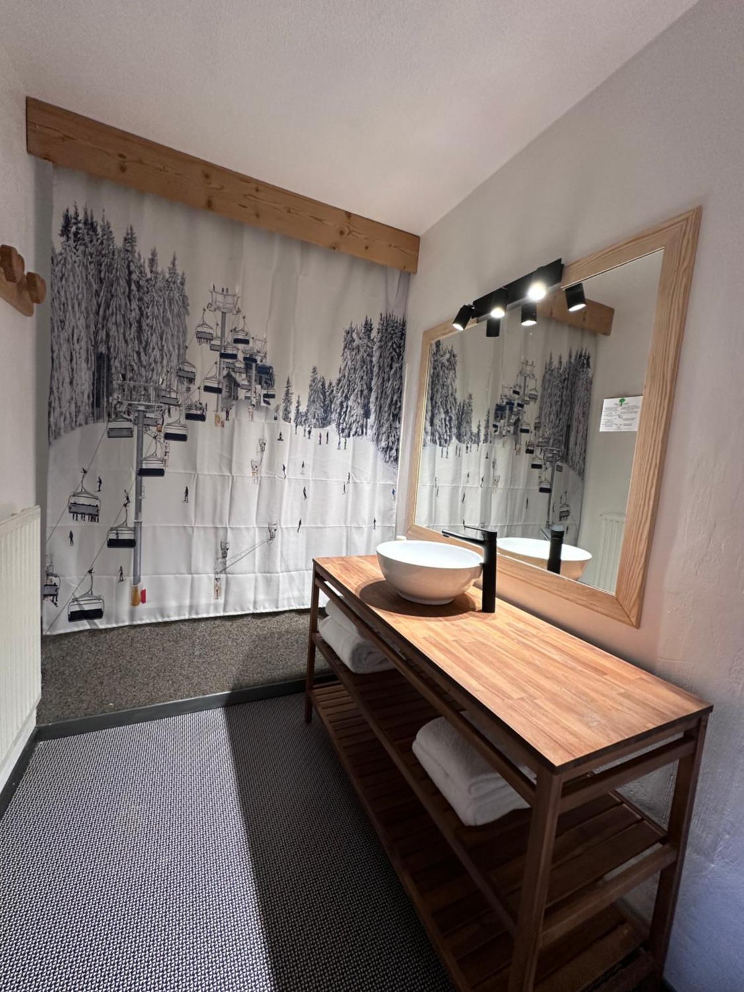 Fontaine Du Mont Blanc Hotel & Spa เลอุชส์ ภายนอก รูปภาพ