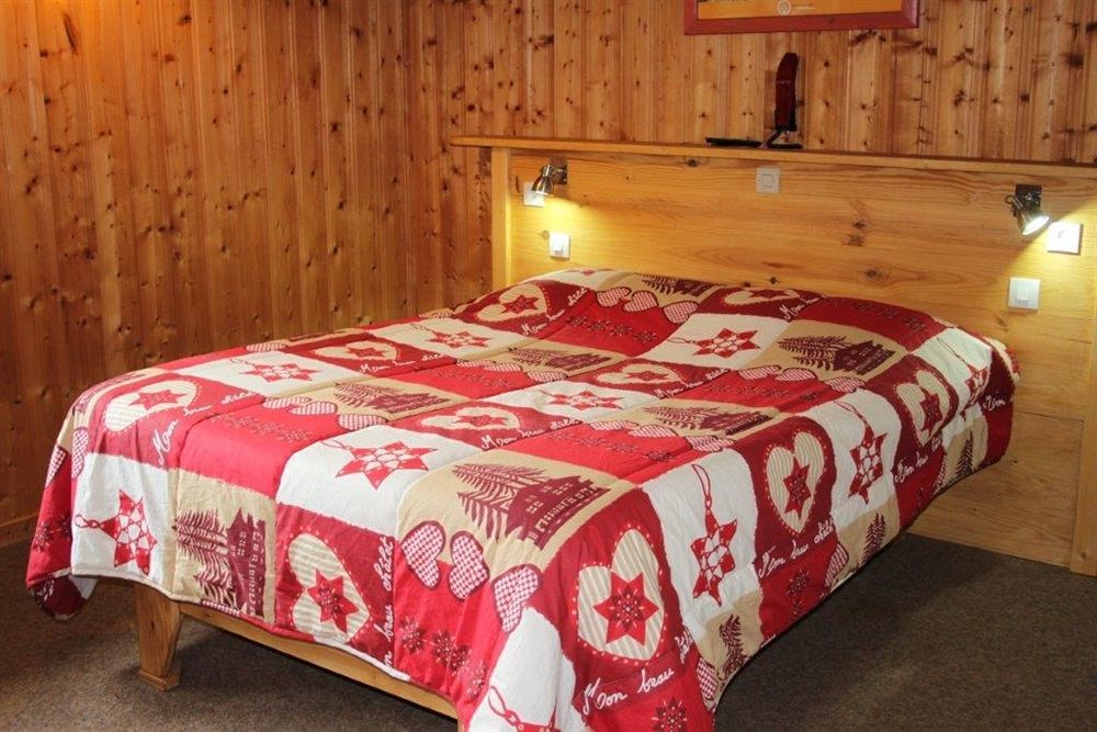 Fontaine Du Mont Blanc Hotel & Spa เลอุชส์ ภายนอก รูปภาพ