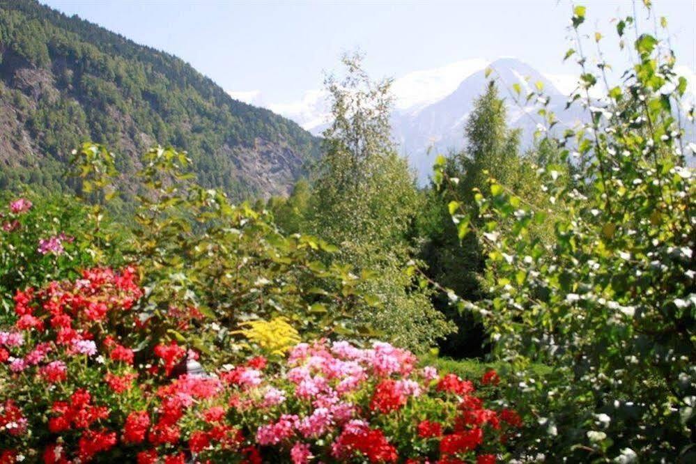 Fontaine Du Mont Blanc Hotel & Spa เลอุชส์ ภายนอก รูปภาพ